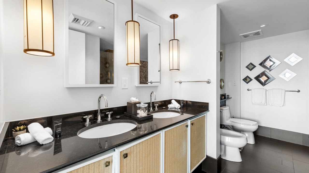 Photo of Bathroom in City Center