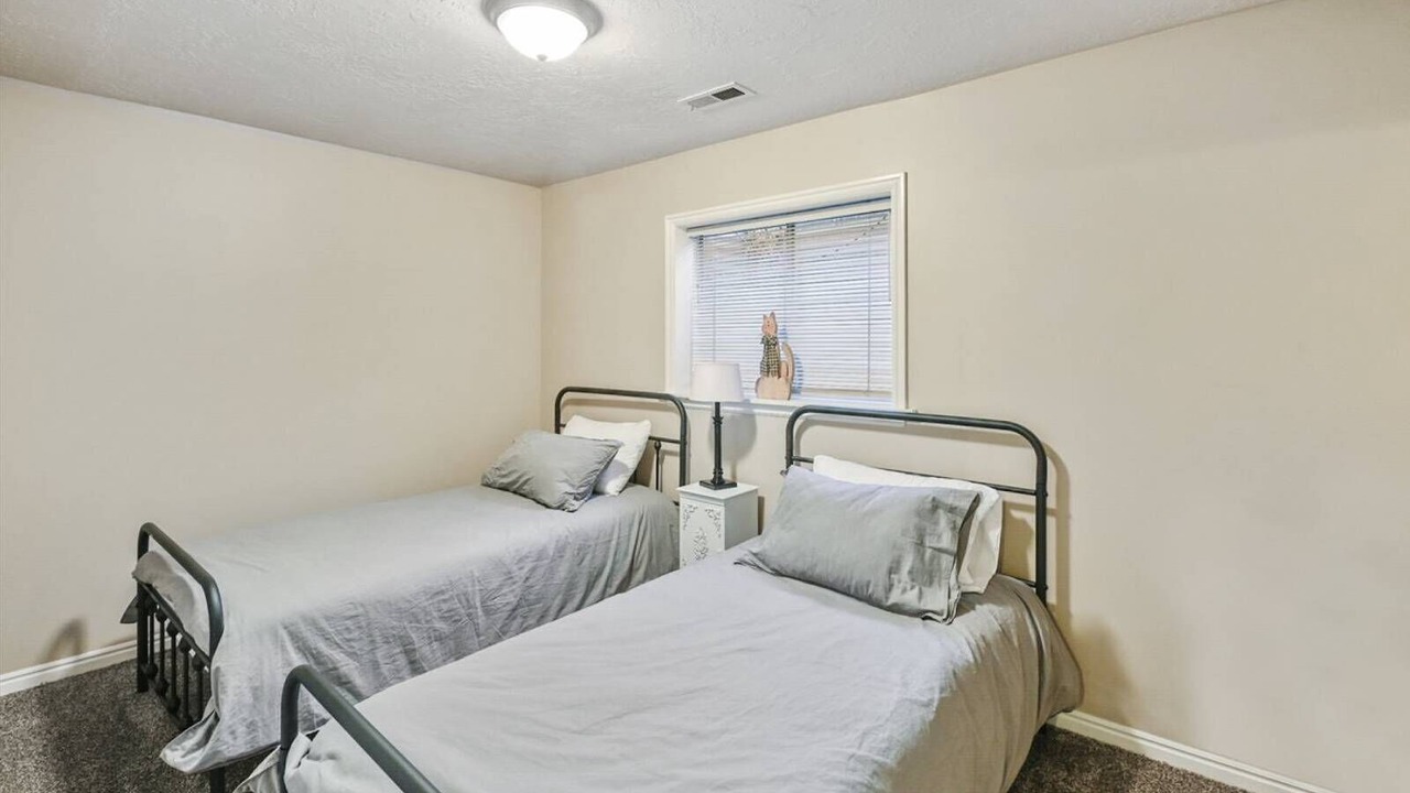Photo of Bedroom in Cottonwood Heights
