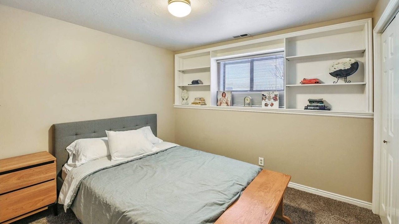 Photo of Bedroom in Cottonwood Heights