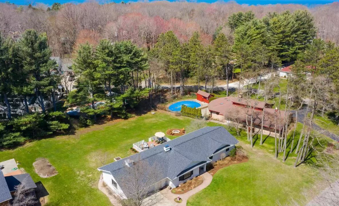 Photo of Outdoor in Shorewood-Tower Hills-Harbert
