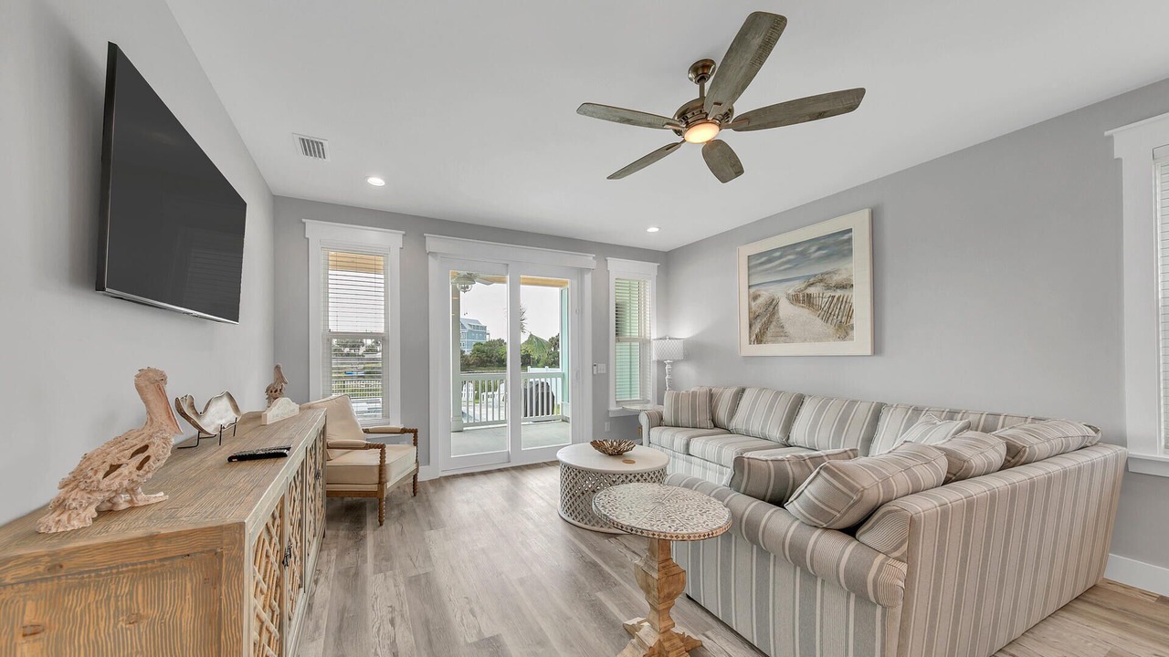 Photo of Bedroom in Laguna Beach Estates