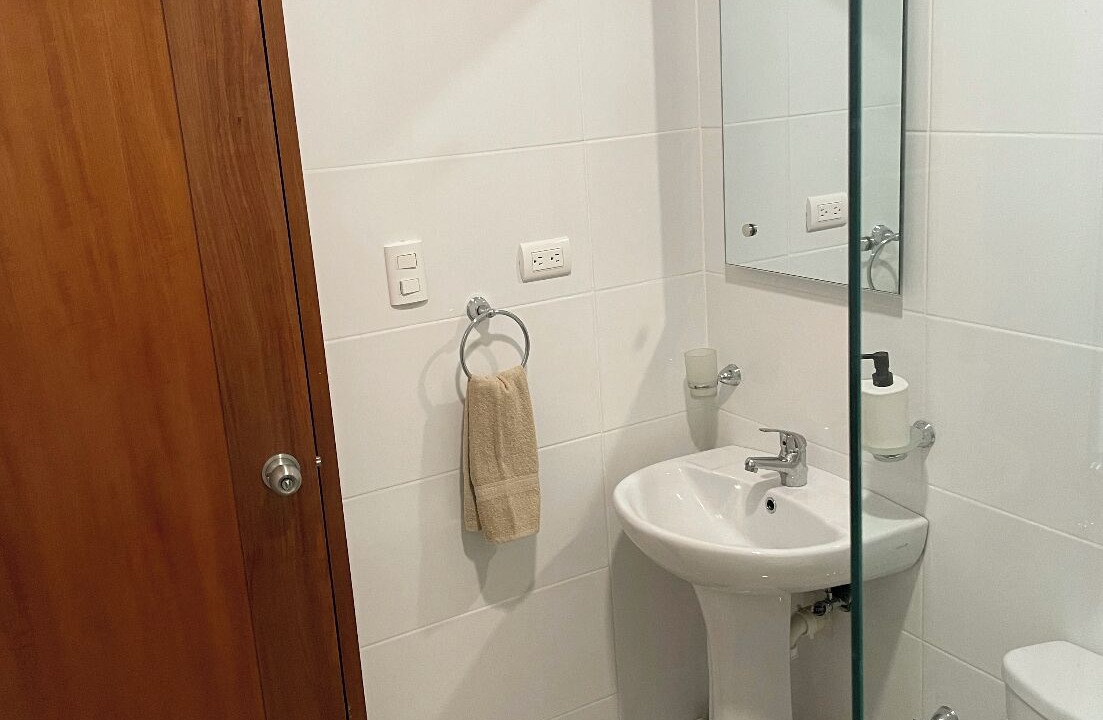 Photo of Bathroom in Llanos de Gurabo I