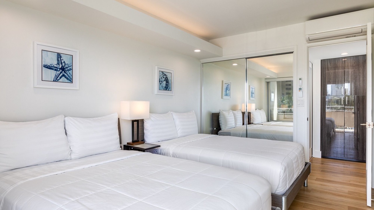 Photo of Bedroom in Waikiki