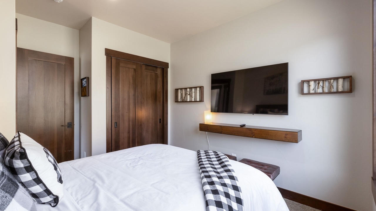 Photo of Bedroom in Silverthorne
