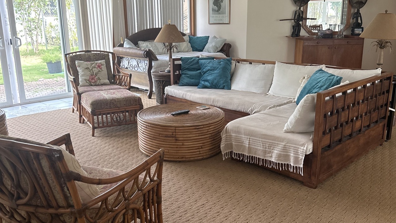 Photo of Livingroom in Waimanalo Beach