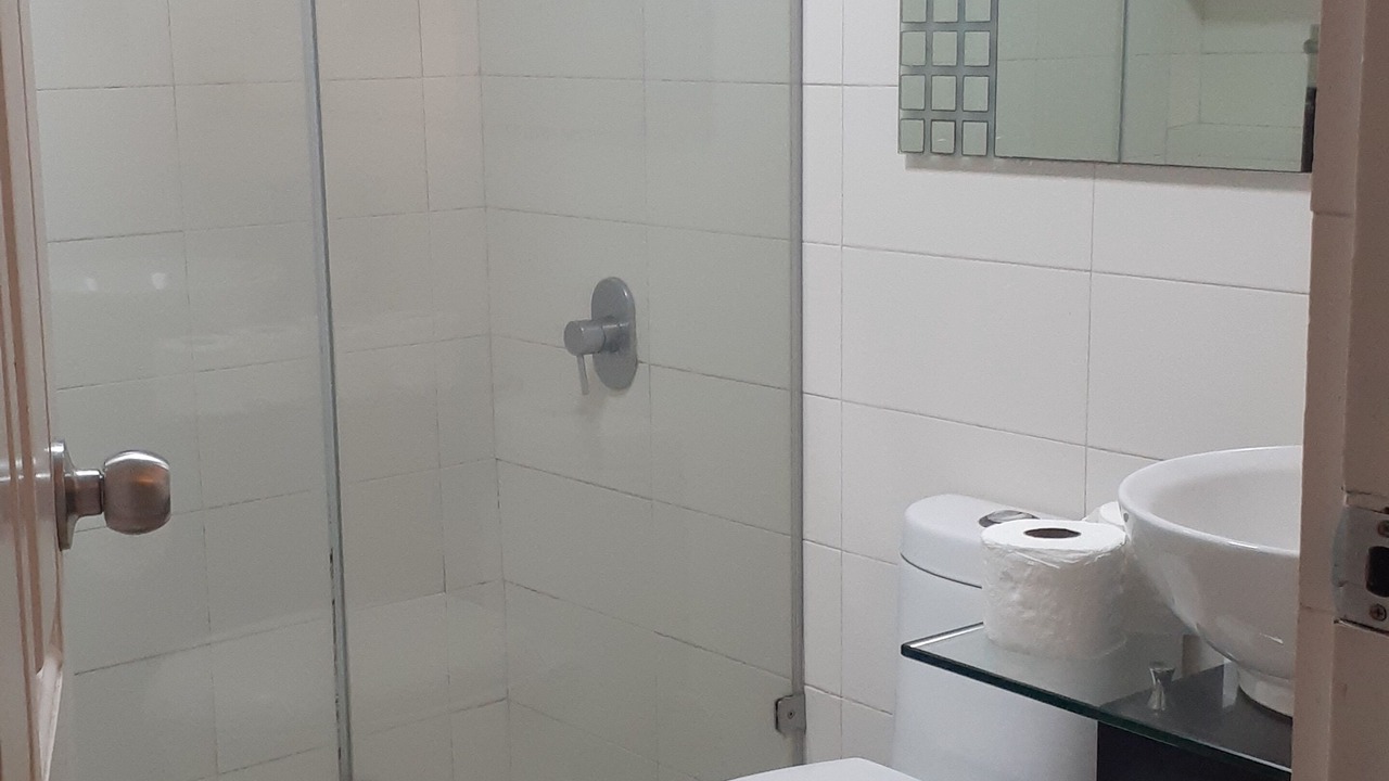 Photo of Bathroom in Yolanda Morales