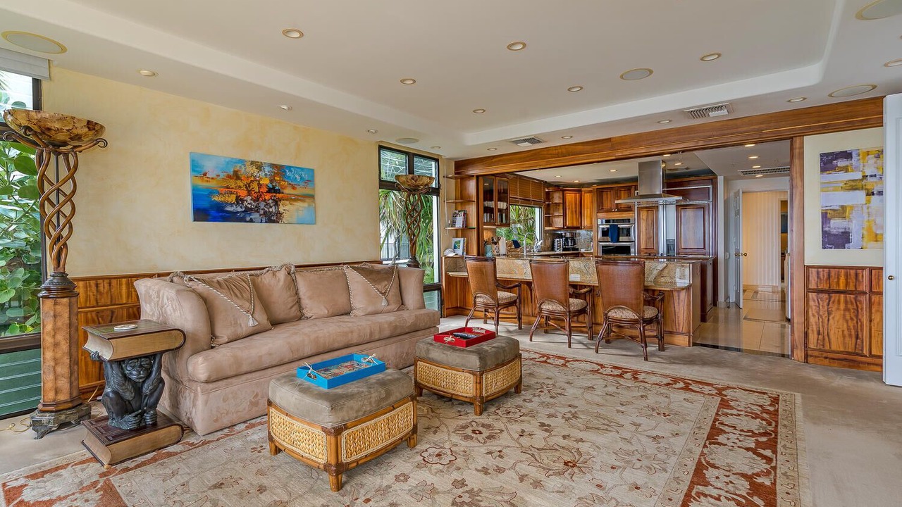 Photo of Livingroom in Waialae Iki
