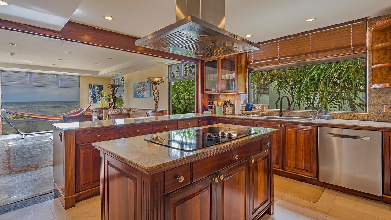 Photo of Kitchen in Waialae Iki