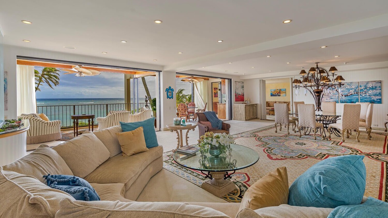 Photo of Livingroom in Waialae Iki