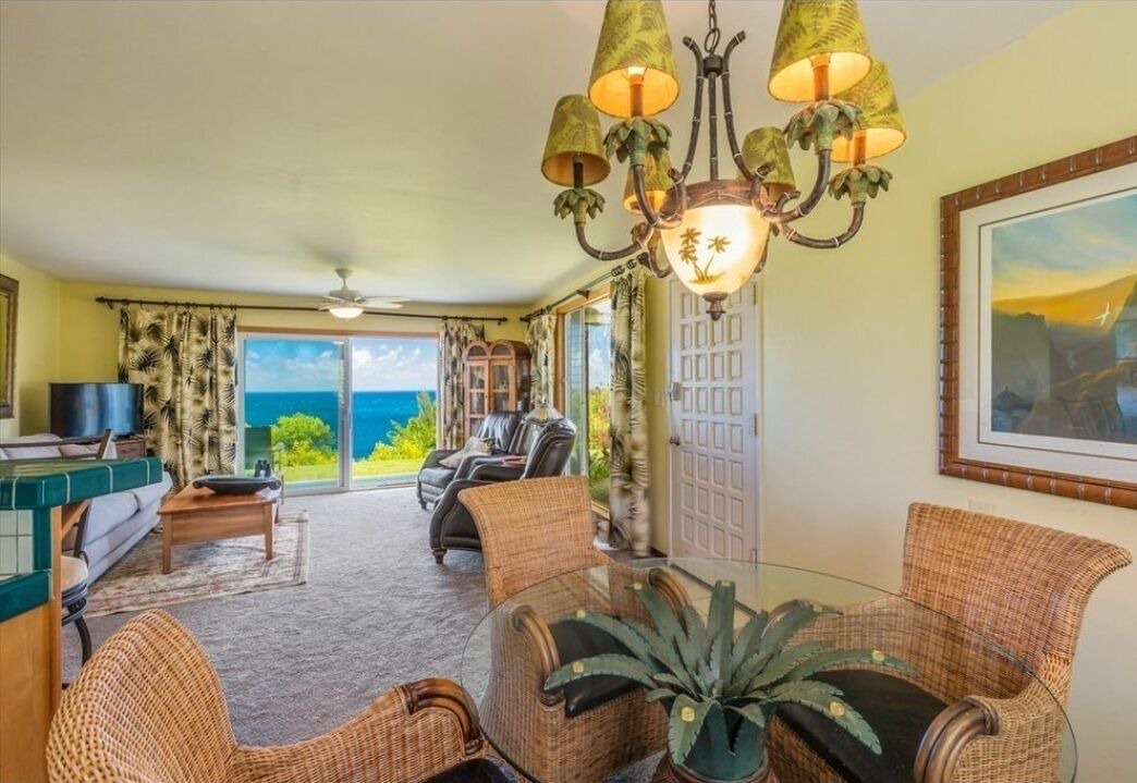 Photo of Livingroom in Princeville