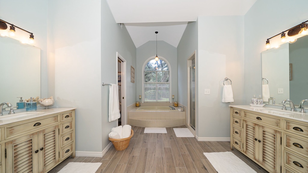 Photo of Bathroom in Doctor Phillips