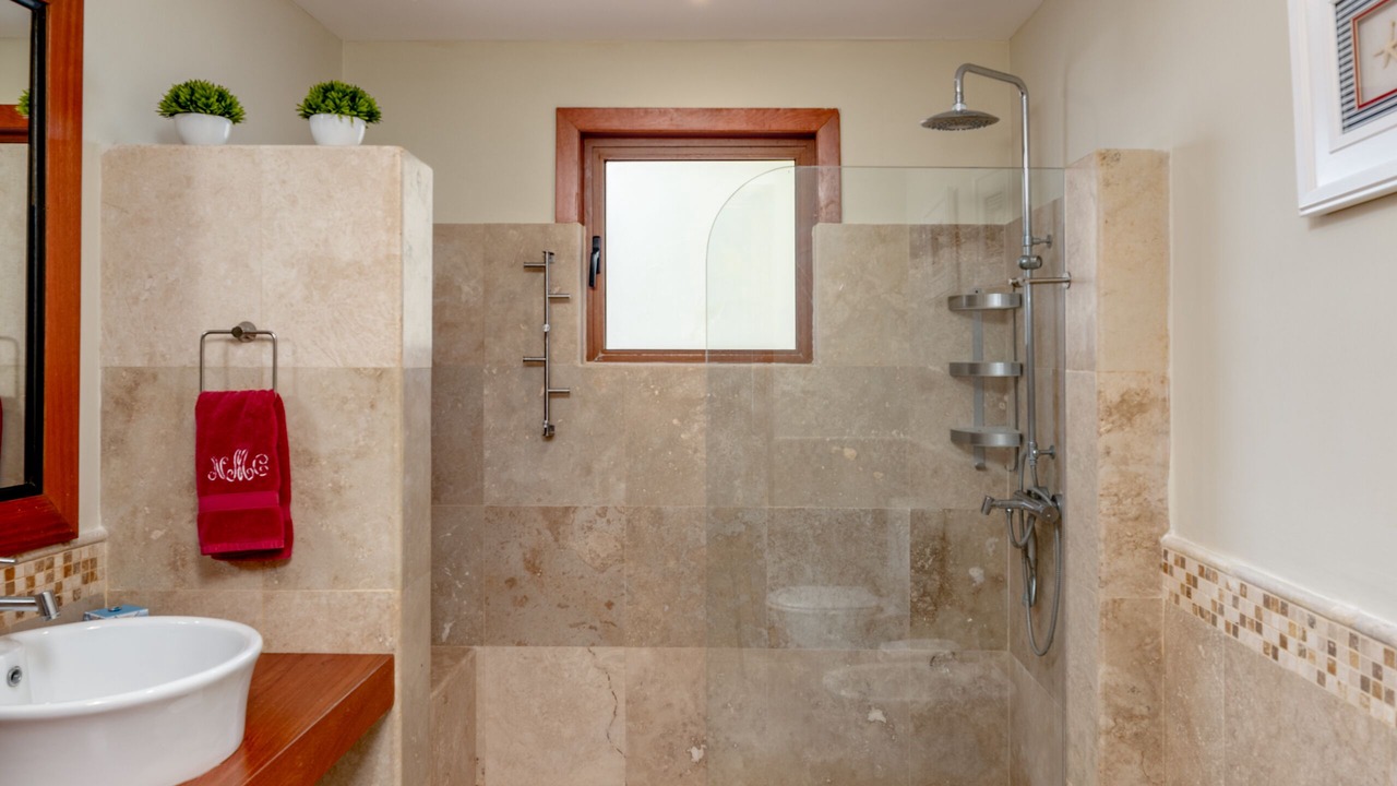 Photo of Bathroom in Barrio La Fortaleza Vieja