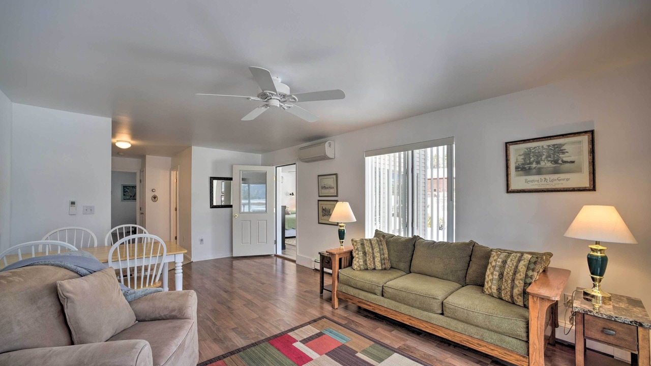Photo of Livingroom in Bolton Landing