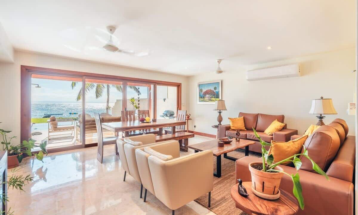 Photo of Livingroom in Puerto Bahia