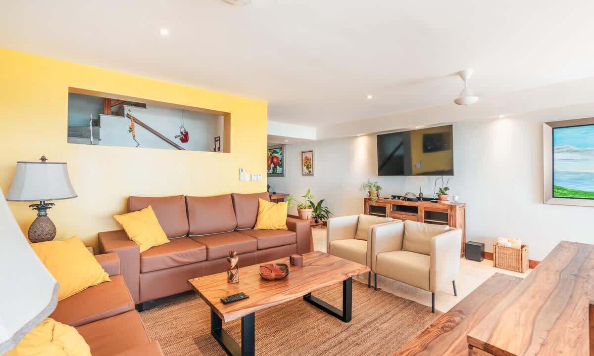 Photo of Livingroom in Puerto Bahia