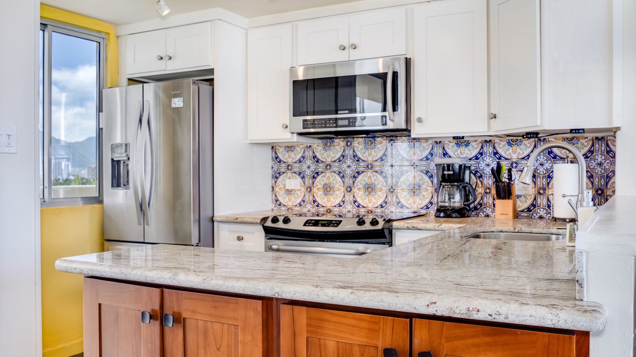 Photo of Kitchen in Diamond Head - Kapahulu - St. Louis