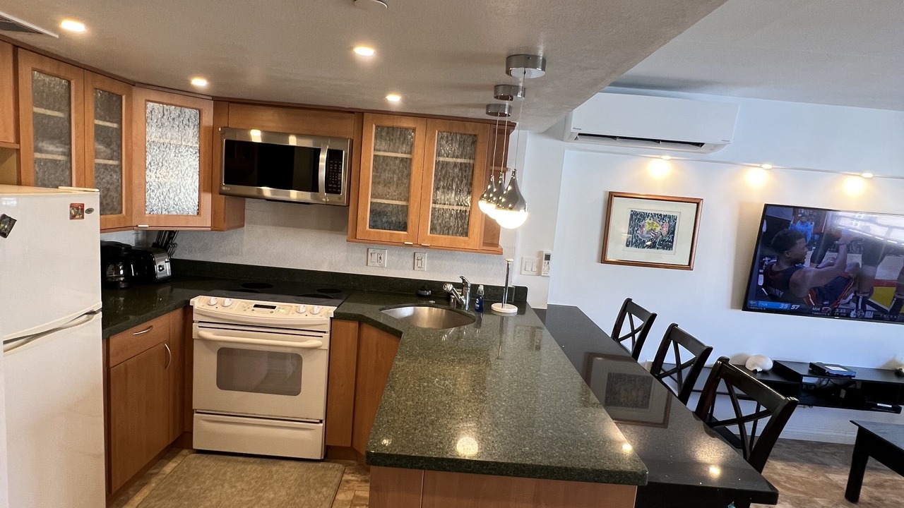 Photo of Kitchen in Waikiki