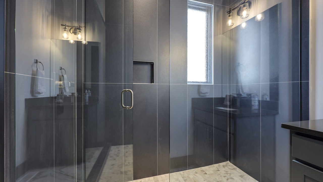 Photo of Bathroom in Edgehill