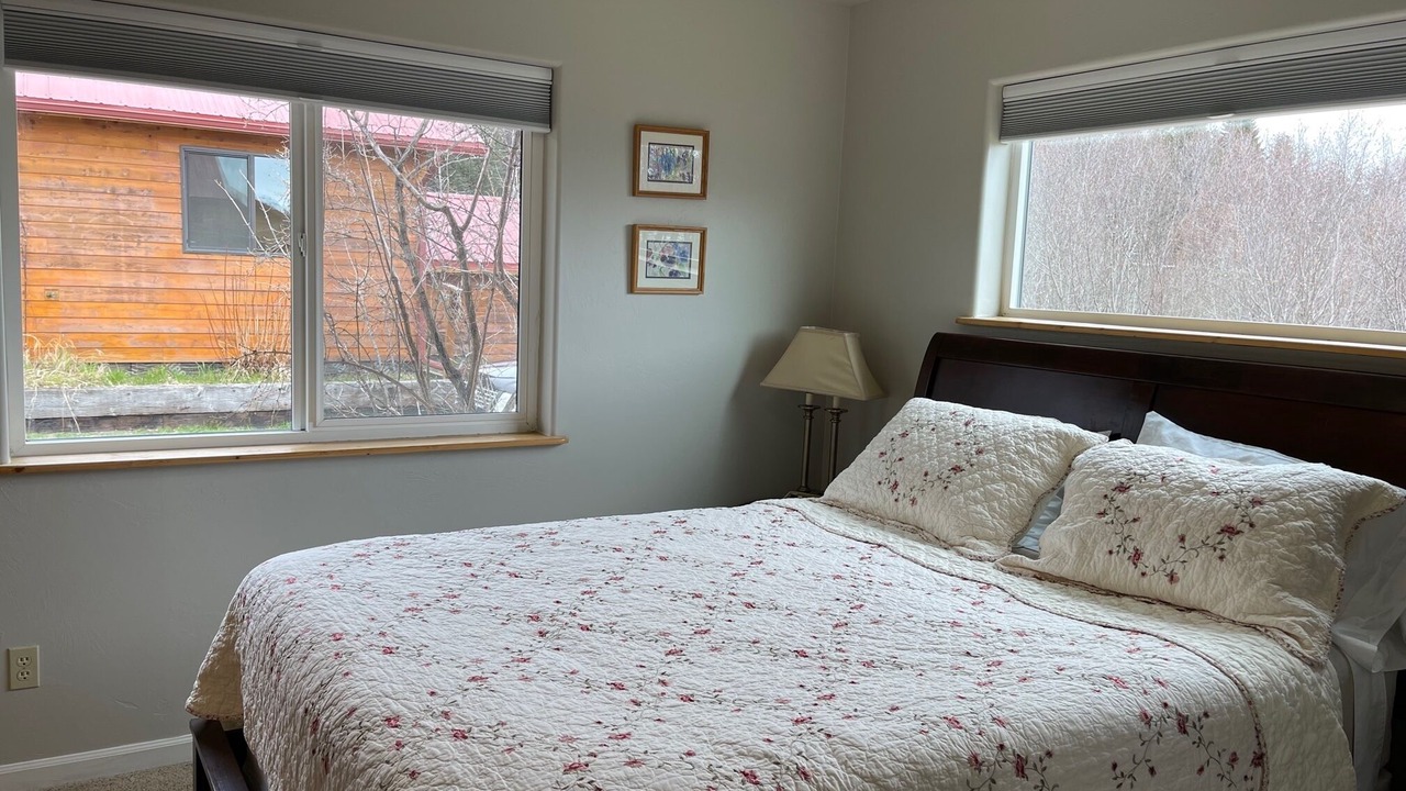 Photo of Bedroom in Kachemak