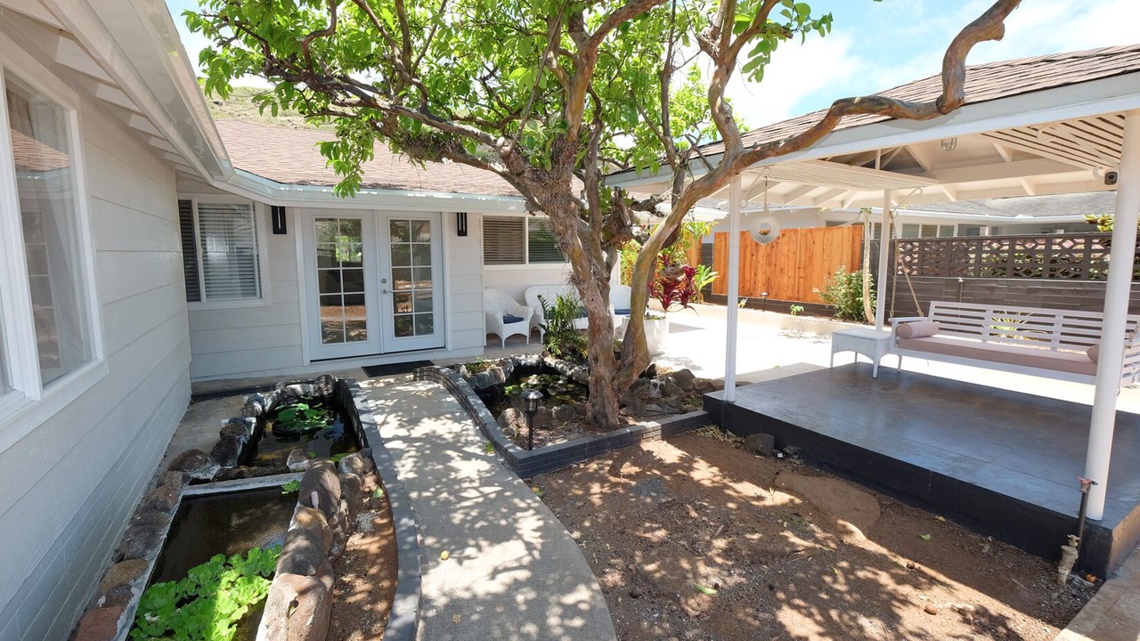 Photo of Patio Balcony in Hawaii Kai