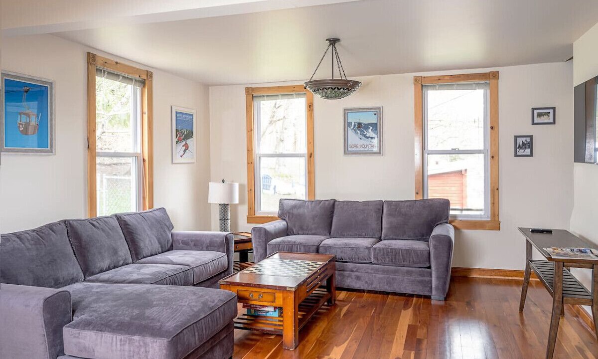 Photo of Livingroom in North Creek