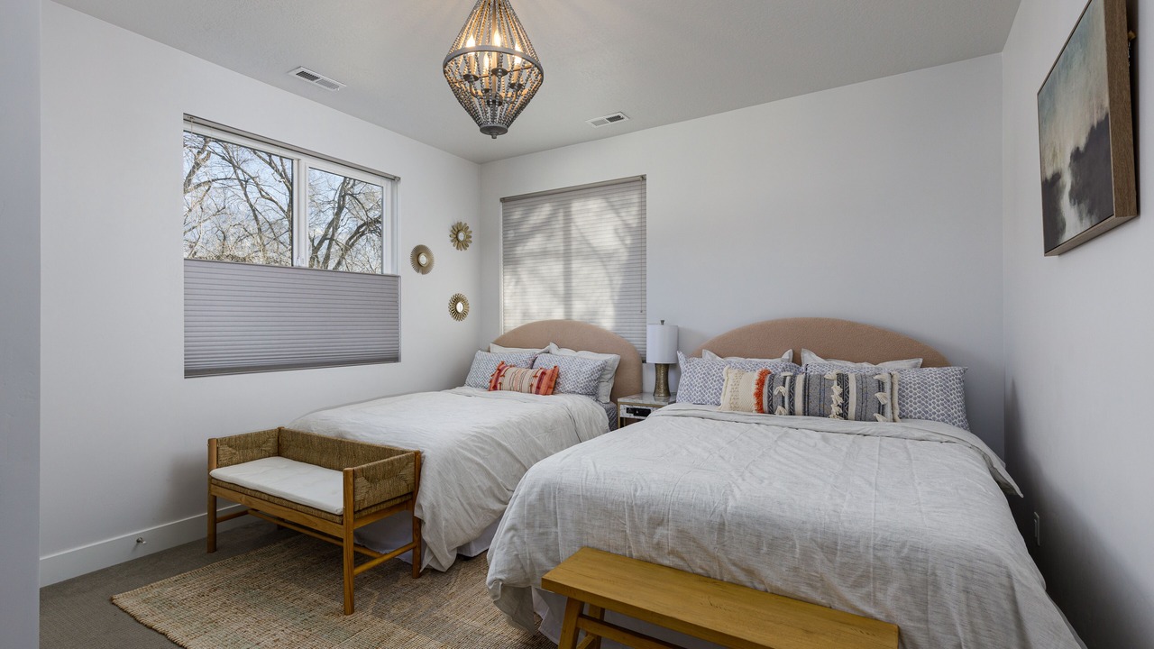 Photo of Bedroom in White City