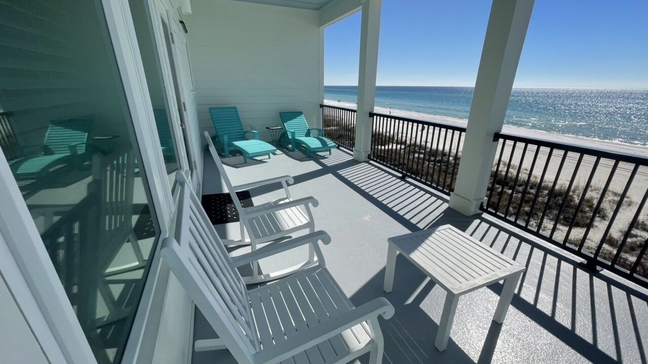 Photo of Patio Balcony in Laguna Beach Estates