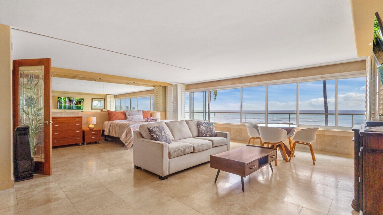 Photo of Bedroom in Diamond Head - Kapahulu - St. Louis