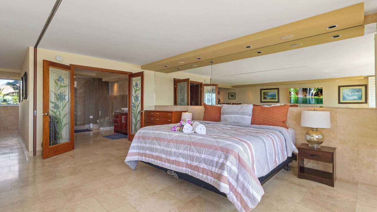 Photo of Bathroom in Diamond Head - Kapahulu - St. Louis
