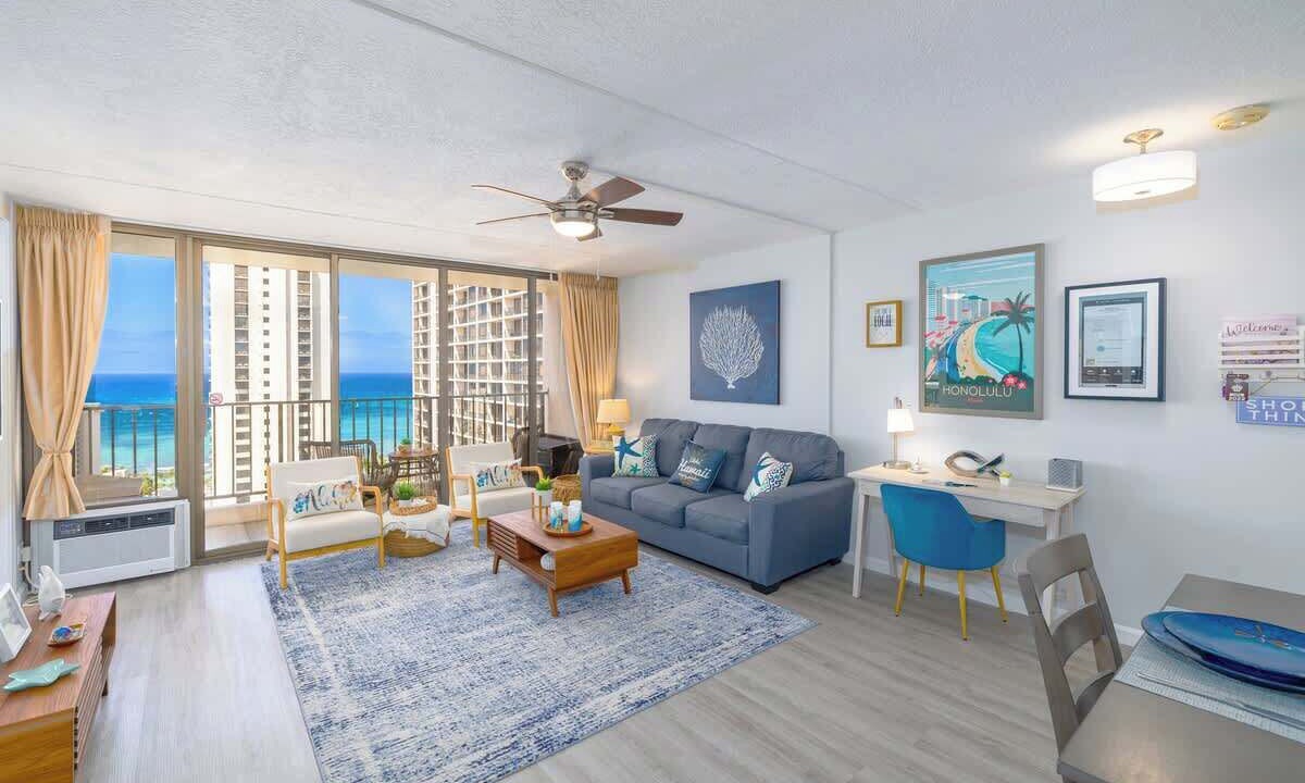 Photo of Bedroom in Waikiki