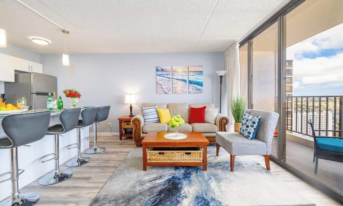 Photo of Livingroom in Waikiki