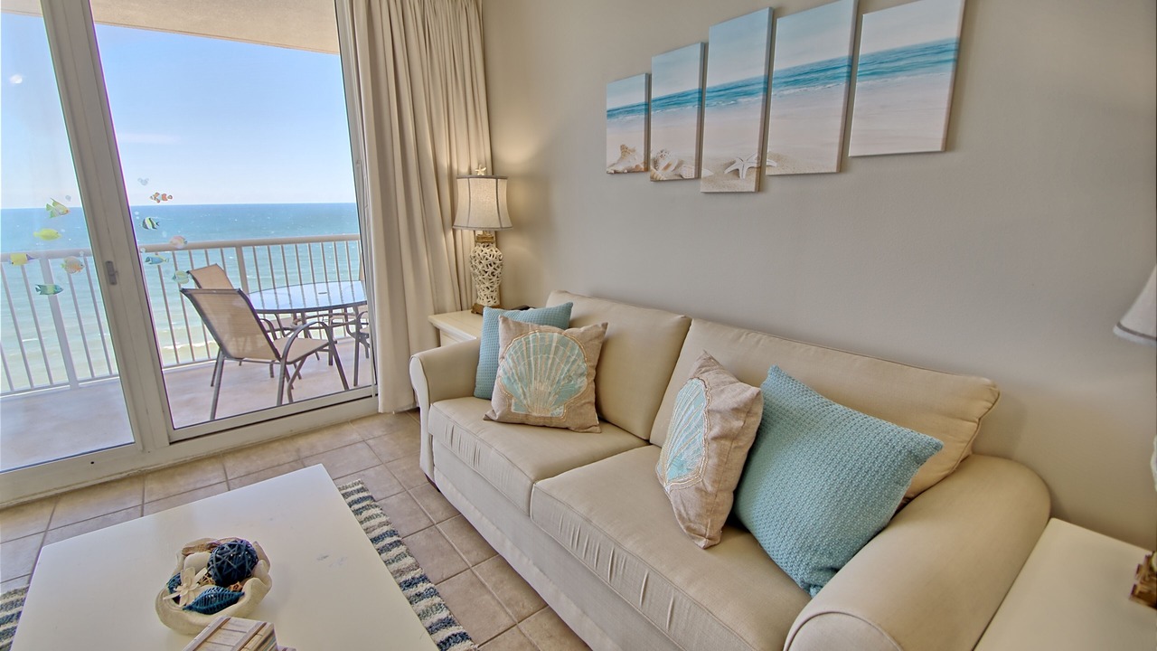 Photo of Livingroom in Long Beach