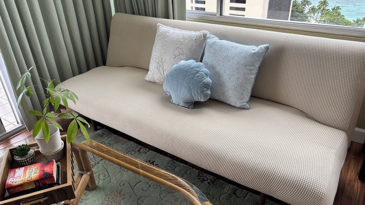Photo of Livingroom in Waikiki