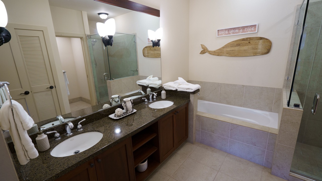 Photo of Bathroom in Waikoloa