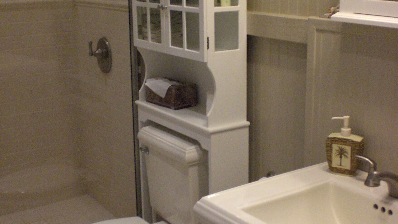 Photo of Bathroom in Lanai City