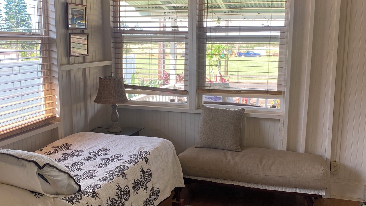 Photo of Bedroom in Lanai City