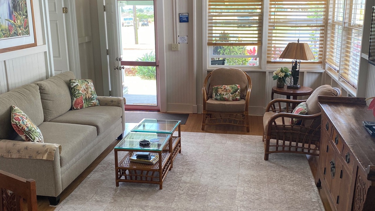 Photo of Livingroom in Lanai City