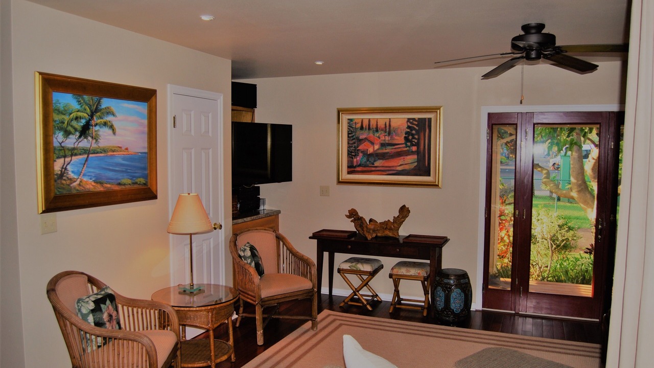 Photo of Livingroom in Lanai City