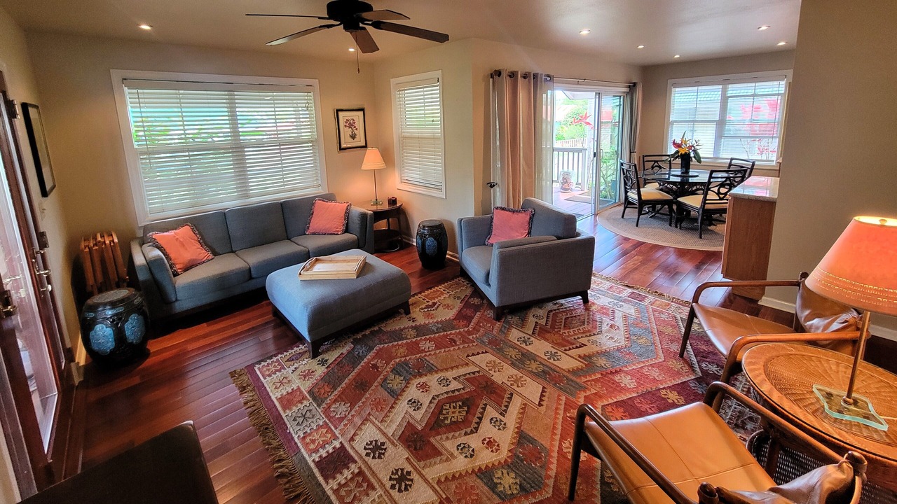 Photo of Livingroom in Lanai City