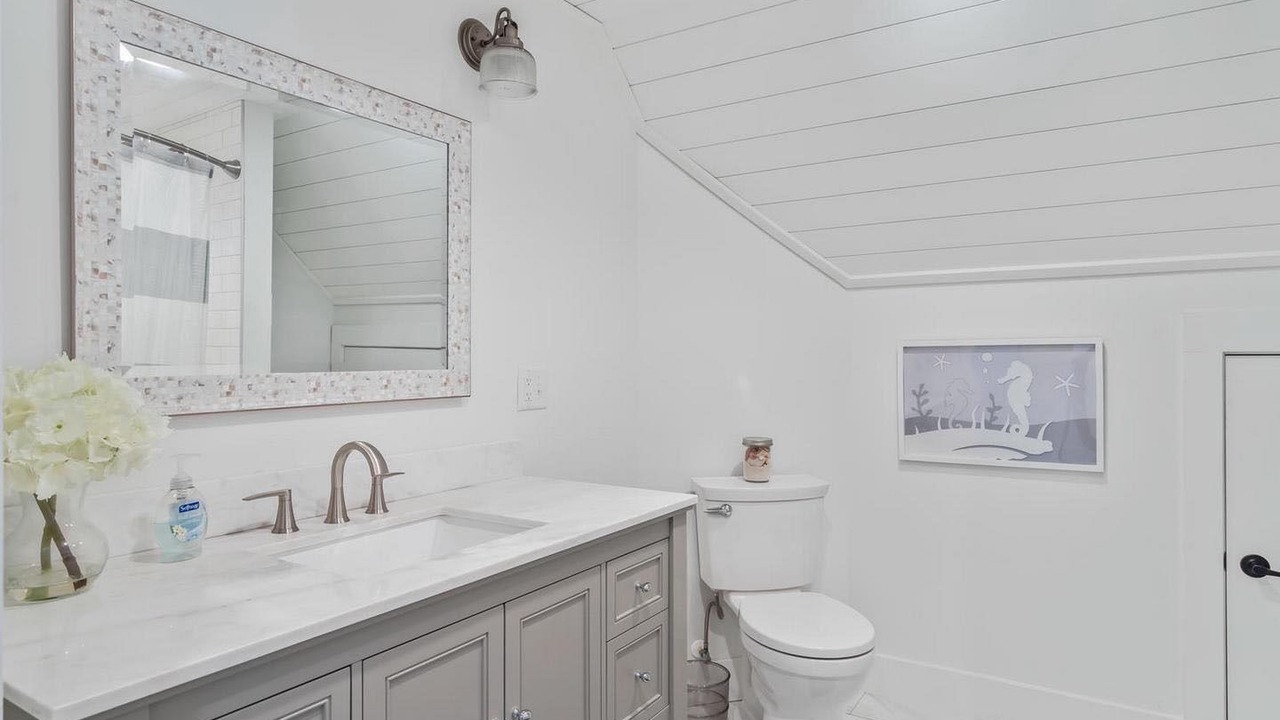 Photo of Bathroom in Rehoboth by the Sea