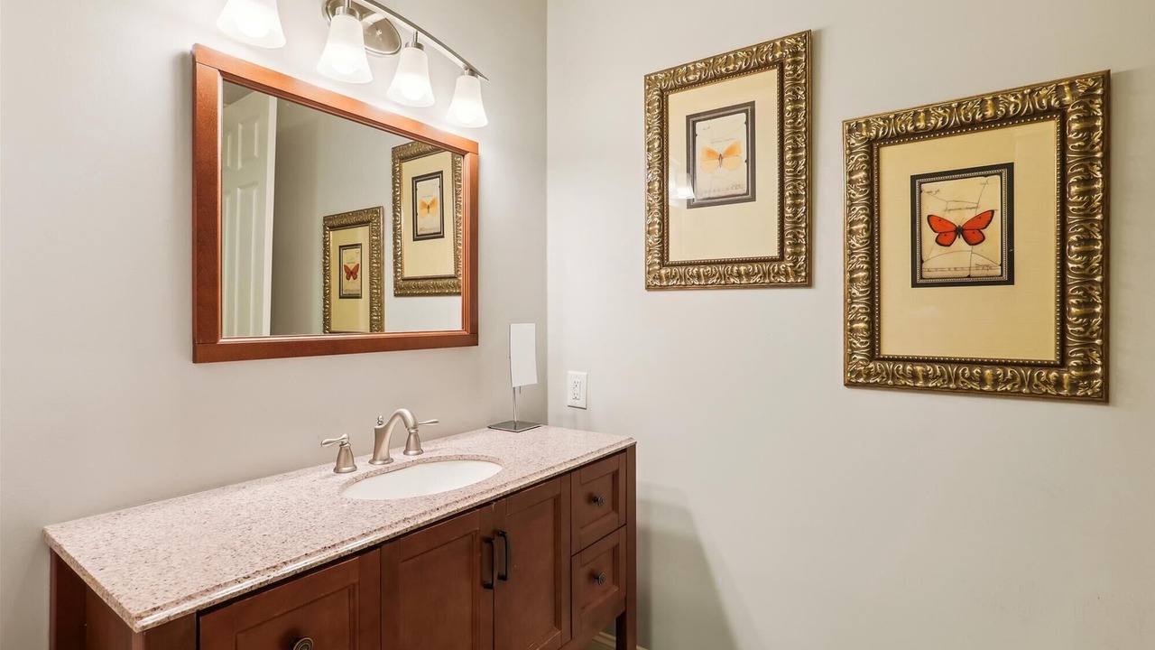 Photo of Bathroom in Beach Lagoon