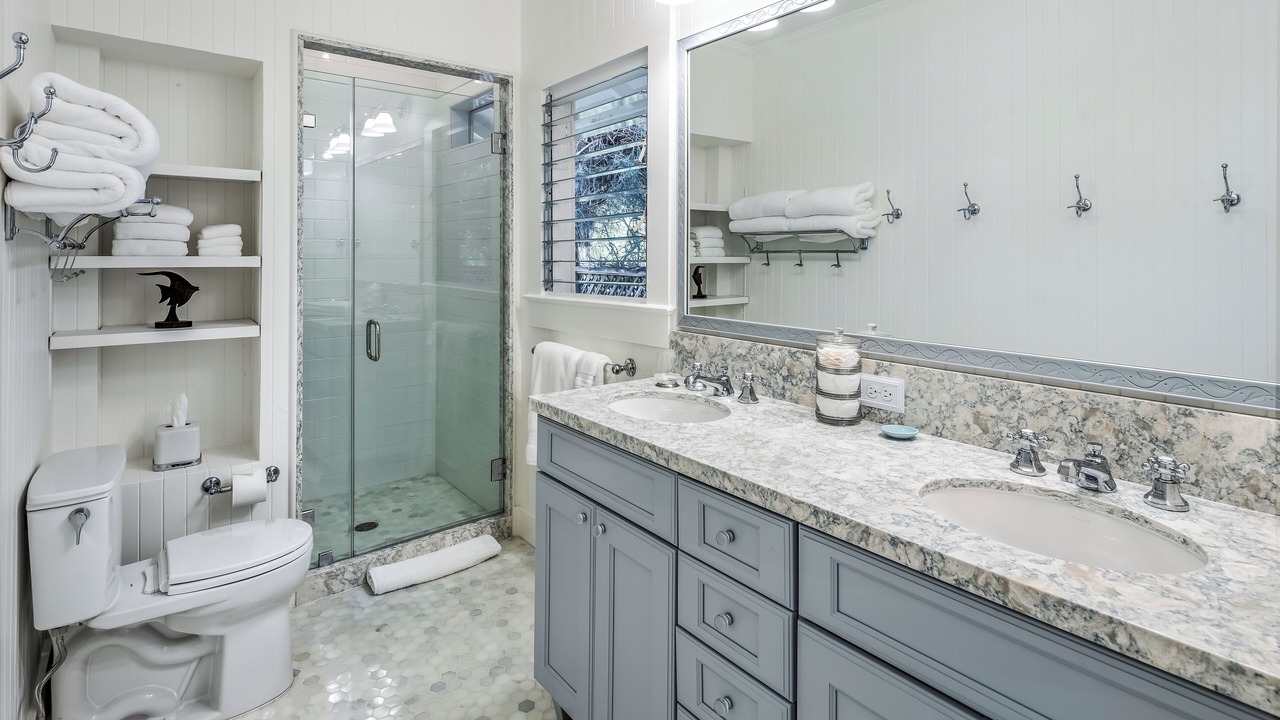 Photo of Bathroom in Lanikai