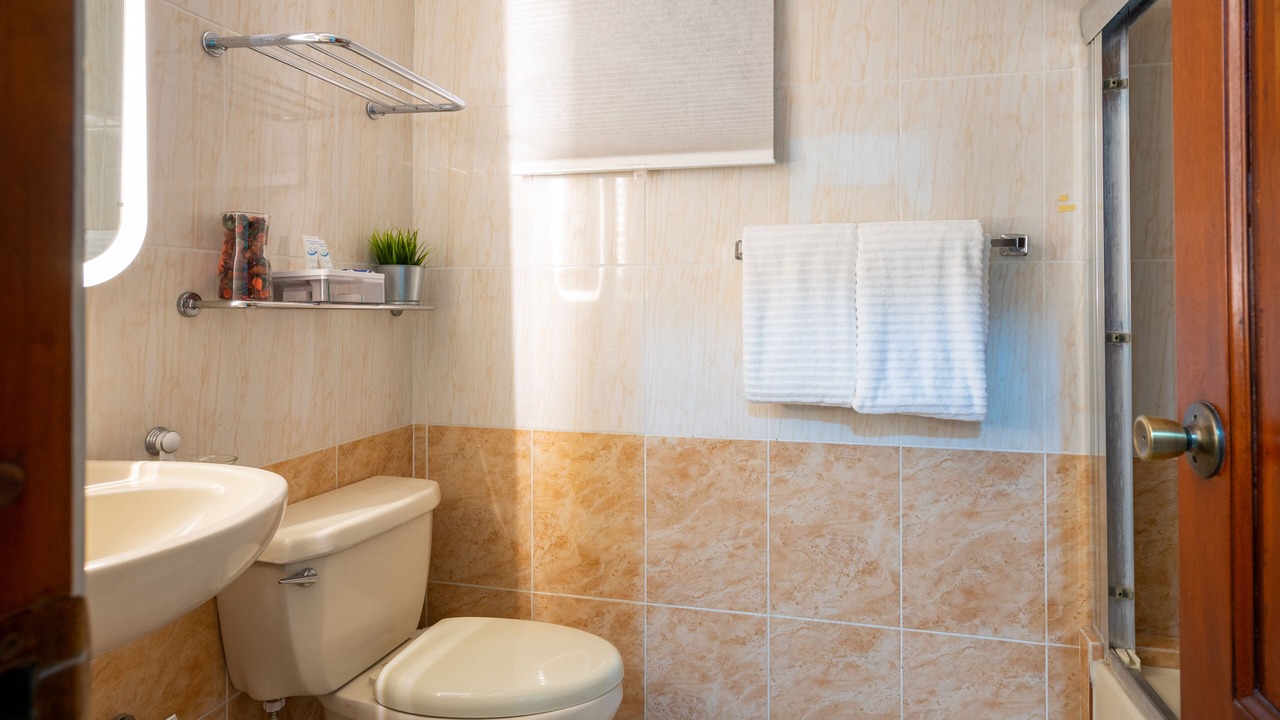 Photo of Bathroom in Evaristo Morales