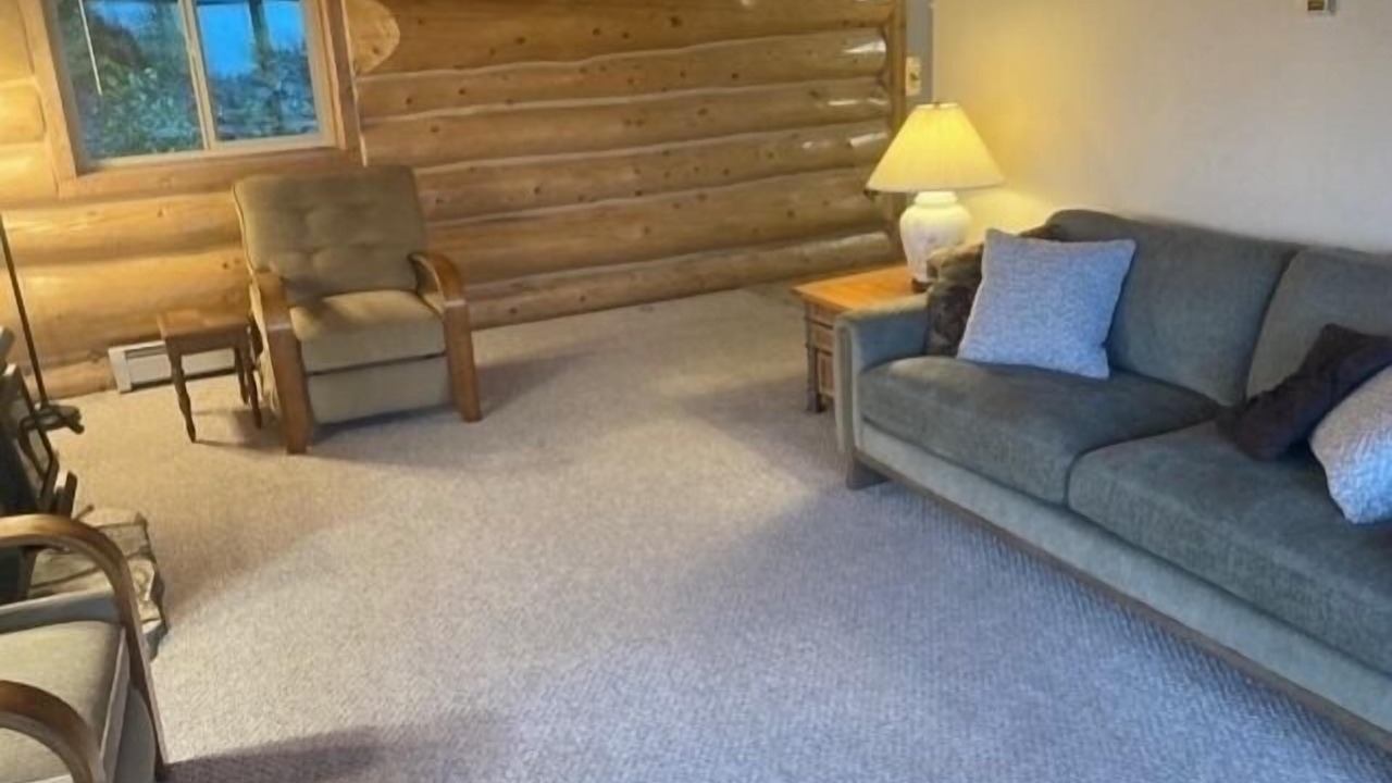 Photo of Livingroom in Diamond Ridge