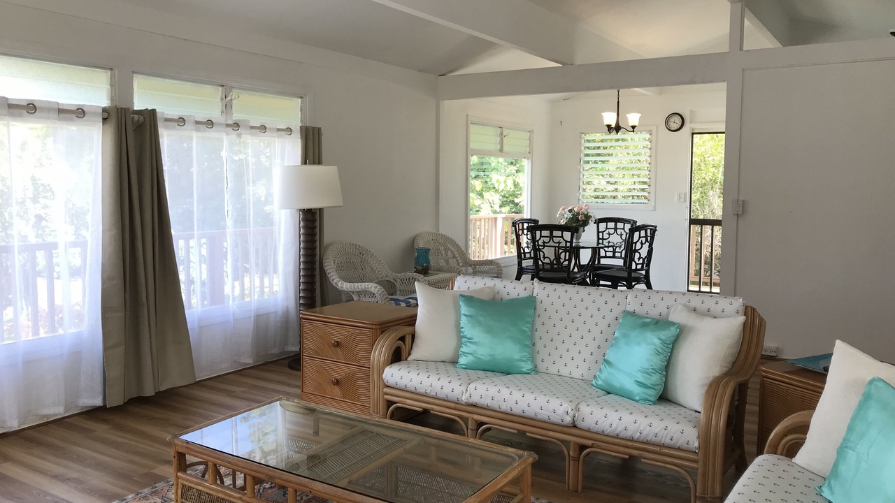 Photo of Livingroom in Kalama Tract