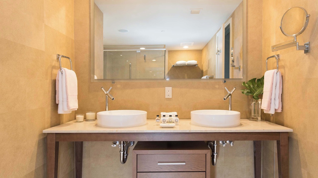 Photo of Bathroom in Downtown Miami