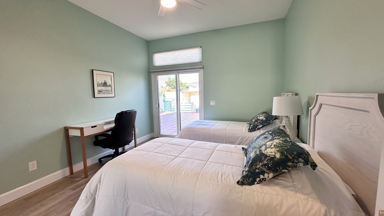 Photo of Bedroom in Ocean Beach