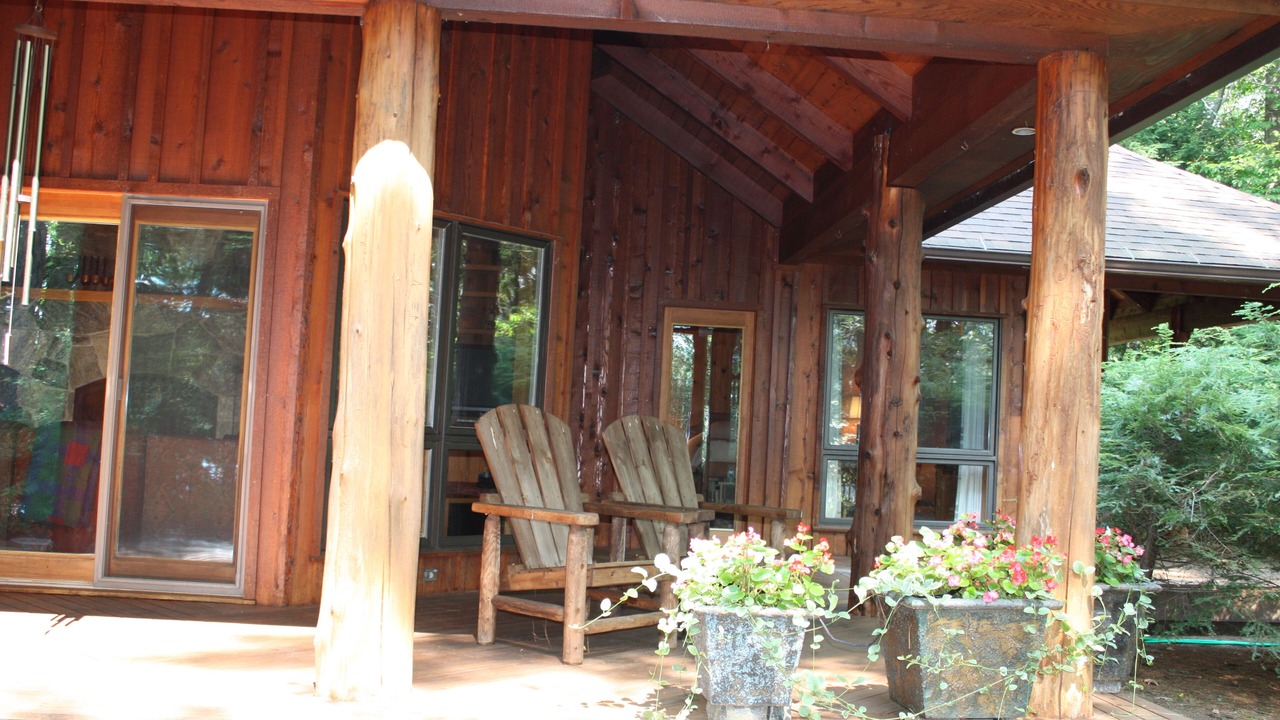 Photo of Patio Balcony in Lake Luzerne-Hadley