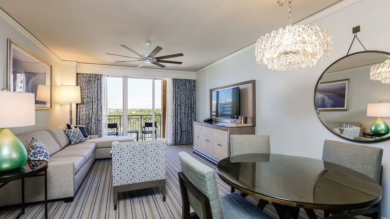 Photo of Livingroom in Key Biscayne
