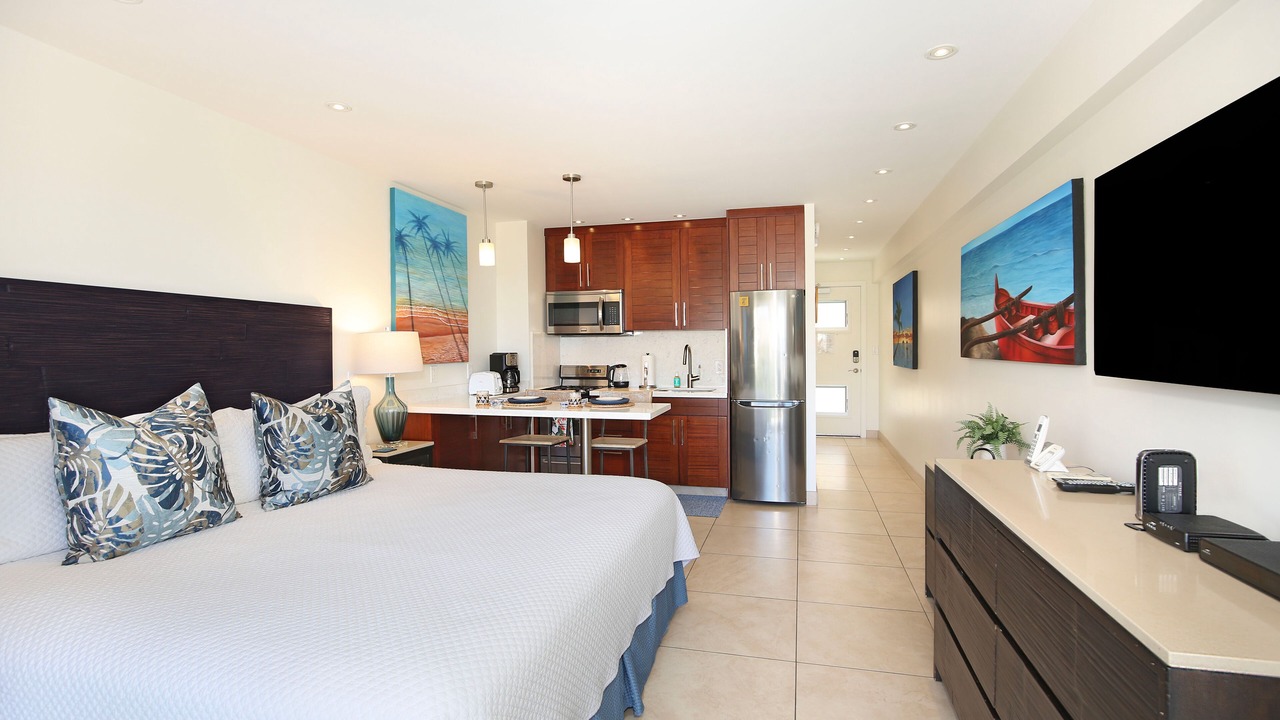 Photo of Bedroom in Waikiki